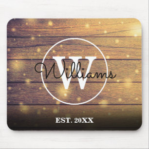 Holzpaneele mit Monogramm im Landhausstil Mousepad