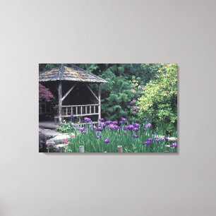 Holzpavillon im Sunken Garden in Leinwanddruck