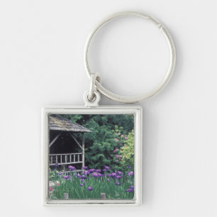 Holzpavillon im Sunken-Garten im Schlüsselanhänger