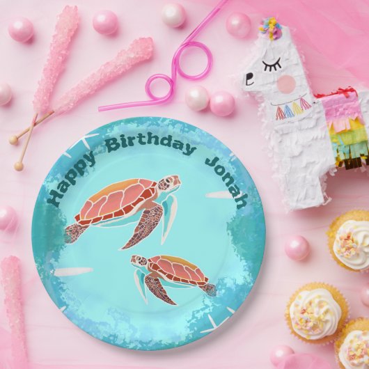 Holzschildkröten unter den Tellern des Party Pappteller (Party)