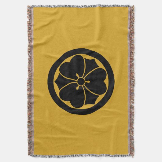 Holzsorrel mit Schwertern im Kreis Decke (Vorderseite Vertikal)