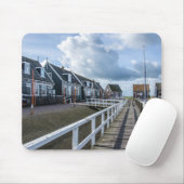 Holzsteg in Marken, Niederlande Mousepad (Mit Mouse)