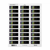 Holzsteg über einer ruhigen Seenlandschaft (Vorne)