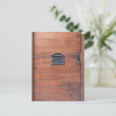 Holztür mit Briefschlitz Postkarte (Stehend Vorderseite)