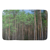 Holzweg im Kiefernwald Badematte (Vorderseite)