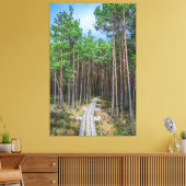 Holzweg im Kiefernwald Leinwanddruck (Insitu (Wohnzimmer))