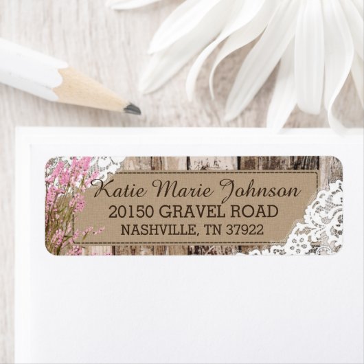 Holzwolle und Spitzen-Rustikale Hochzeitsmarke (Insitu)