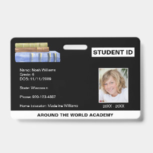 Homeschool-Schüler-ID Buchstapel Ausweis