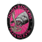 Honey Badger Fee no Evil Funny Badass Slogan Pink Dartscheibe (Vorderseite rechts)