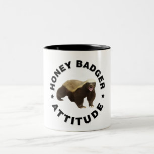 Honey Badger hat Attitude Zweifarbige Tasse