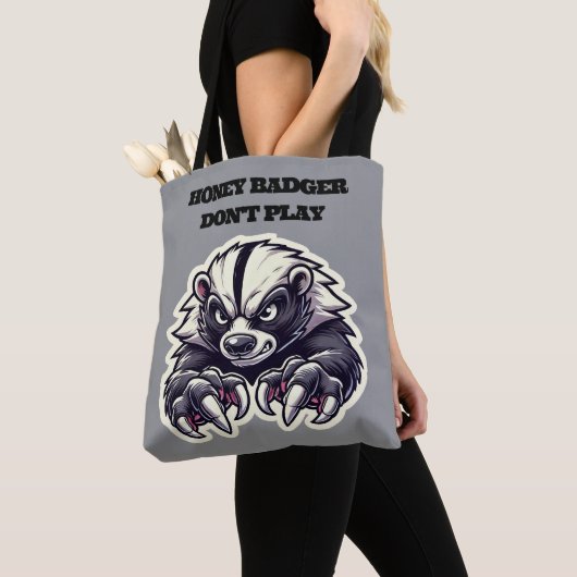 Honey Badger spielt nicht Tasche (Von Nahem)
