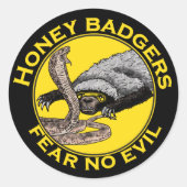 Honey Badgers Federn keine böse gelbe Beängstigend Runder Aufkleber (Vorderseite)