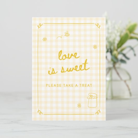 Honey Bee Brautparty Liebe ist Sweet Card Einladung (Stehend Vorderseite)