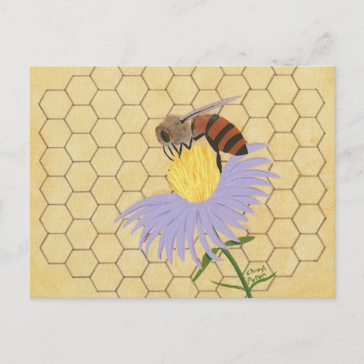 Honey bee on flower honeycomb background postcards postkarte (Vorderseite)