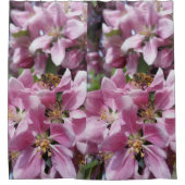 Honey Bee Pollinating Pink Crabapple Tree Blossom Duschvorhang (Vorderseite)