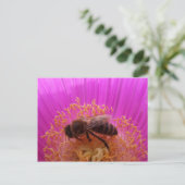 Honey Bee Postcard Postkarte (Stehend Vorderseite)