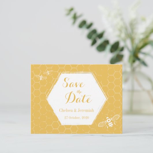 Honey Bee Yellow Pattern Save the Date Postcard Postkarte (Stehend Vorderseite)
