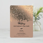 Honey Beige Champagne Golden Sparkle Wedding Einladung (Stehend Vorderseite)