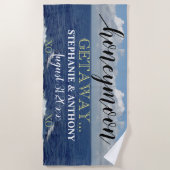 Honeymoon Getaway Ocean Waves Blue Sky XO Strandtuch (Vorderseite)