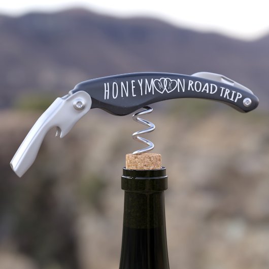 Honeymoon Road Trip Heart Monogram Black Kellnermesser
