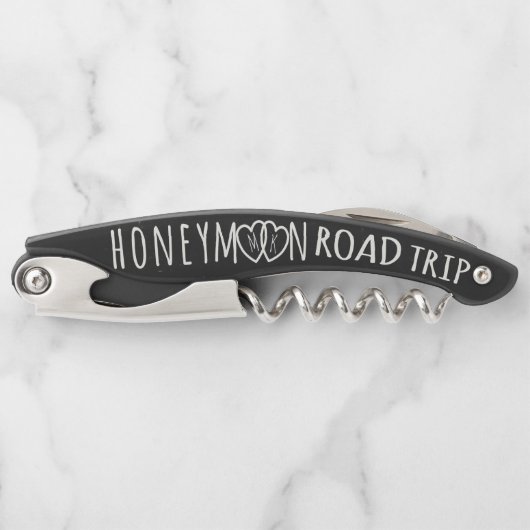 Honeymoon Road Trip Heart Monogram Black Kellnermesser (Vorderseite)