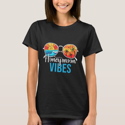 Honeymoon Vibes Couples Vacation Wedding Bride Gro T-Shirt (Vorderseite)