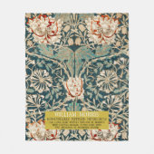 Honeysuckle Pattern - Design von William Morris Fleecedecke (Vorderseite)