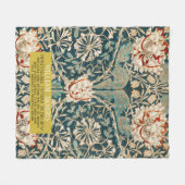 Honeysuckle Pattern - Design von William Morris Fleecedecke (Vorderseite (Horizontal))