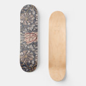 Honeysuckle Print (von William Morris) Skateboard (Vorderseite)