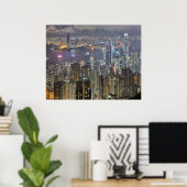 Hong Kong Skyline bei Night Poster (Heimbüro)