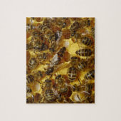 Honig-Bienen im Bienenstock mit Königin in der Puzzle (Vertikal)