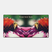 Honigbiene auf Echinacea Blume Personalisiert Schreibtischunterlage (Vorderseite)