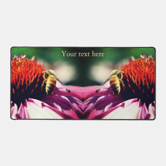 Honigbiene auf Echinacea Blume Personalisiert Schreibtischunterlage (Vorderseite)
