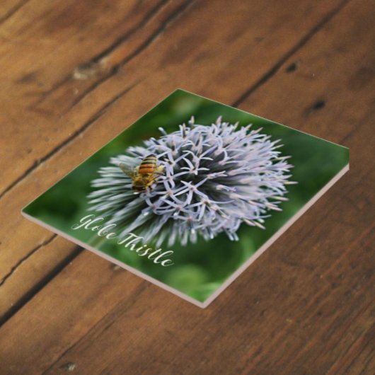Honigbiene auf Globe Thistle Floral Fliese