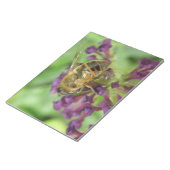 Honigbiene und violette Blumen Notepad Notizblock (angewinkelt)