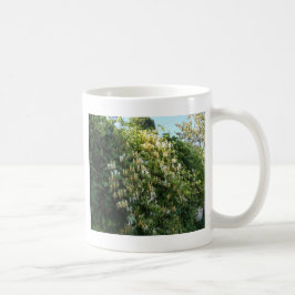 Honigsauce an einer Mauer Kaffeetasse