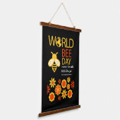 Honigtag, 20. Mai Wandteppich Mit Holzrahmen (Gewinkelt)