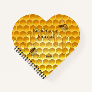 Honigwabe mit fliegenden Honigbienen Custom Heart Notizblock