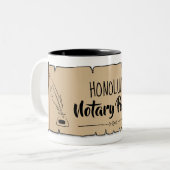 Honolulu Notary Public Scroll Feather Quill Zweifarbige Tasse (Vorderseite Links)