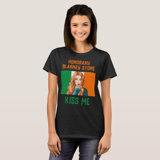HONORARY BLARNEY STONE IRISH LASS KISS ME T-Shirt (Vorne ganz)
