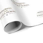 Honoring Our Fallen Heroes / Papel de Regalo Geschenkpapier (Rolleneckpunkt)