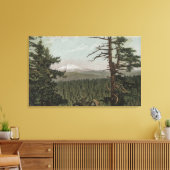 Hood, Oregon - Aussicht auf Berge aus der Ferne Leinwanddruck (Insitu (Wohnzimmer))