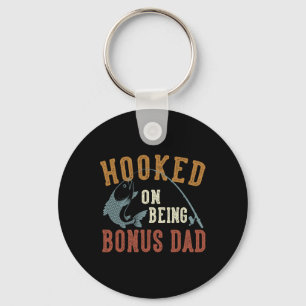 Hooked on being Bonus Vater Vatertag Angeln Sohn Schlüsselanhänger