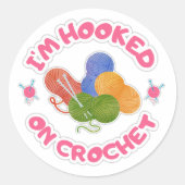 Hooked on Crochet Colorful Yarn Art Runder Aufkleber (Vorderseite)