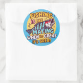 Hooked on Spaß: Ein spielerischer Fang Runder Aufkleber (Tasche)