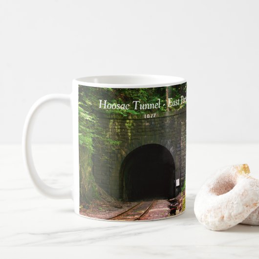 Hoosac Tunnel Ostportal Florida MA Kaffeetasse (Mit Donut)