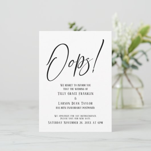 Hoppla! Funny Delayed Wedding Simple Card Einladung (Stehend Vorderseite)
