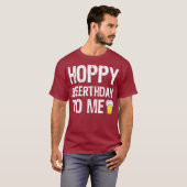 Hoppy Beerthday Birthday Beer Drinker T-Shirt (Vorne ganz)