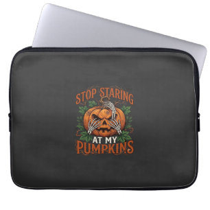 Hör auf, Halloween-Kürbisse mit Skeletthänden anzu Laptopschutzhülle