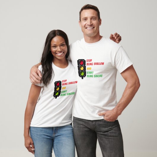 "Hör auf oberflächlich zu sein" T-Shirt (Unisex)